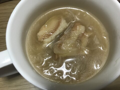 お麩入りオニオンスープ